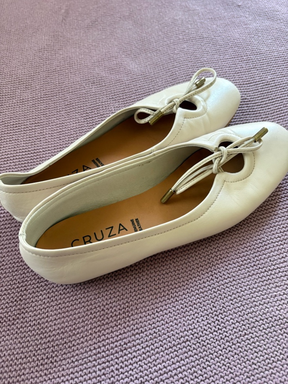 White Leather Bow Ballet Flats